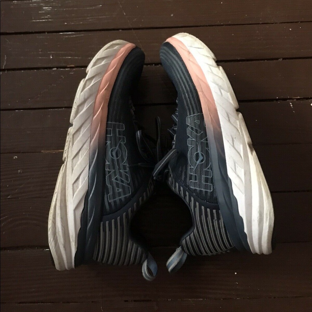 HOKA One One Bondi 6 Size 8